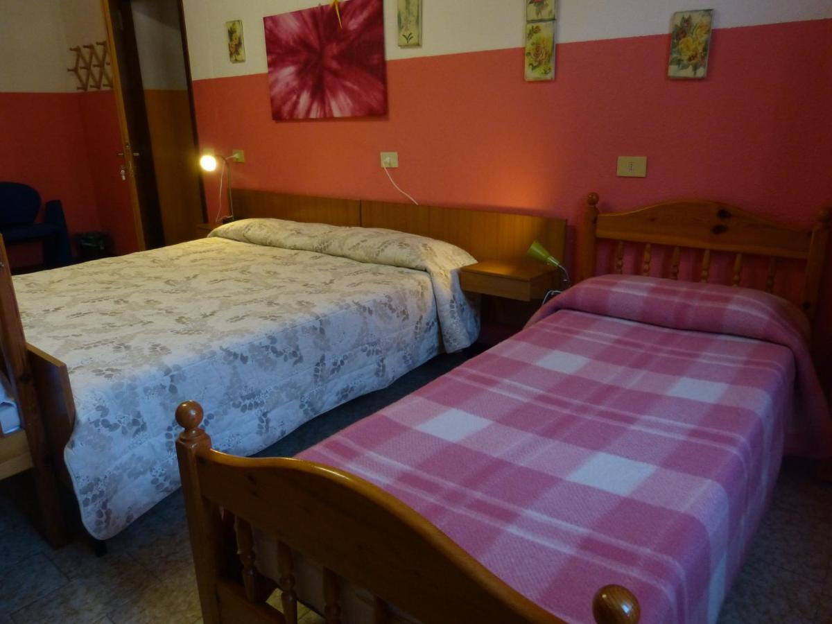 Ostello Al Deserto Chiavenna Exterior photo
